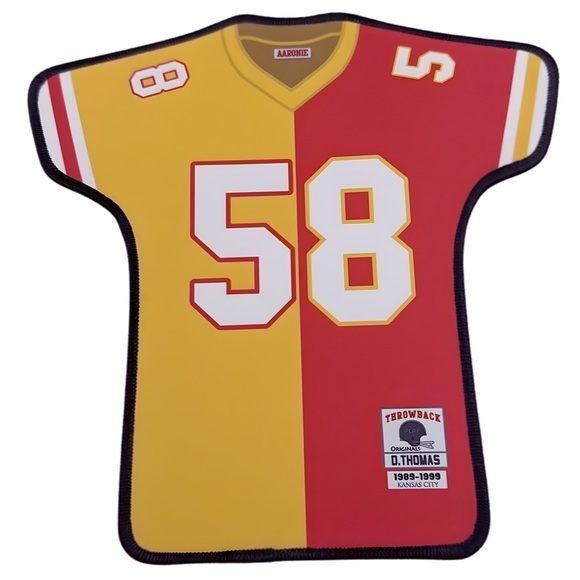 2 Football Gaming‎ Mouse Pad: Non-Slip, Perfect Gift for Gamers and Sports Fans - Picture 3 of 6